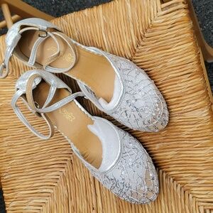Silver heel woman shoes